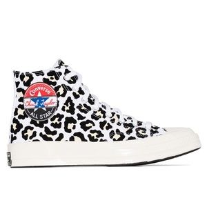 converse flocked leopard